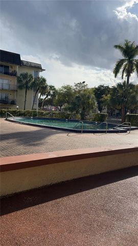 11925 NE 2nd Avenue B207, North Miami, FL 33161
