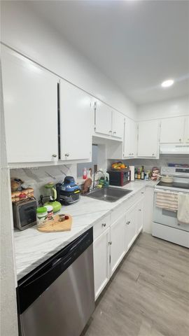 11925 NE 2nd Avenue B207, North Miami, FL 33161
