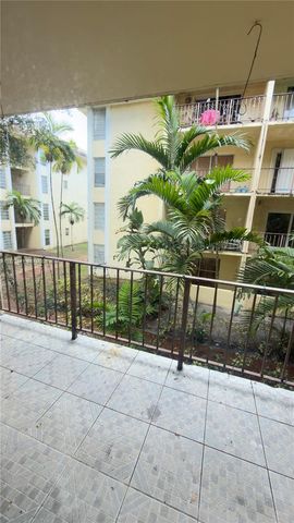 11925 NE 2nd Avenue B207, North Miami, FL 33161