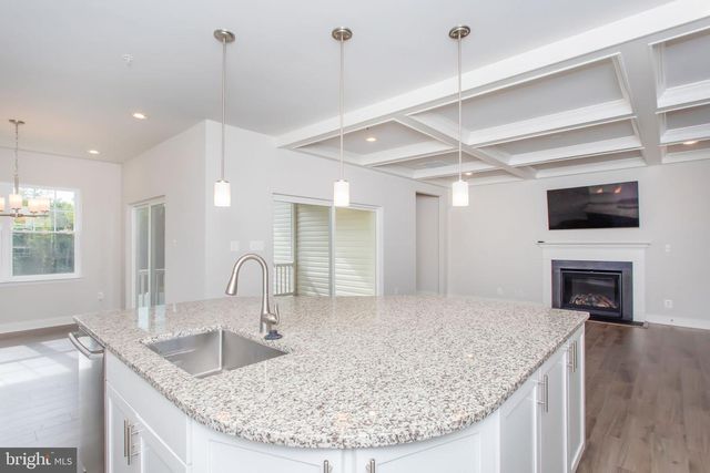 11456 JAMES JOYCE CT, White Plains, MD 20695