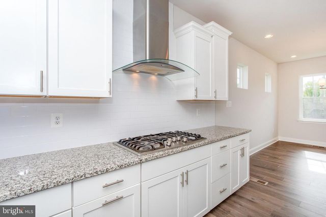 11456 JAMES JOYCE CT, White Plains, MD 20695