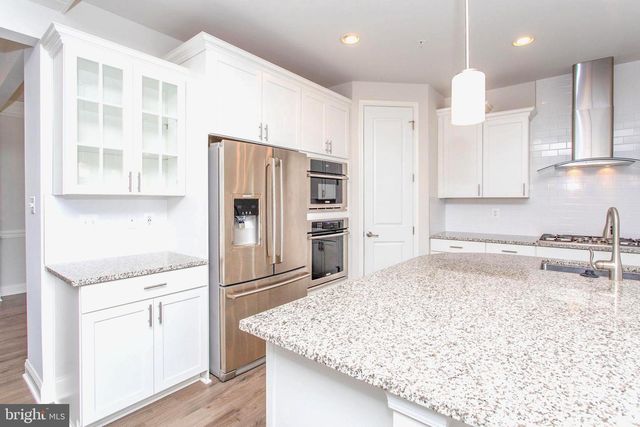 11456 JAMES JOYCE CT, White Plains, MD 20695