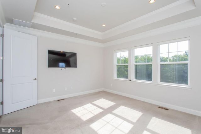 11456 JAMES JOYCE CT, White Plains, MD 20695