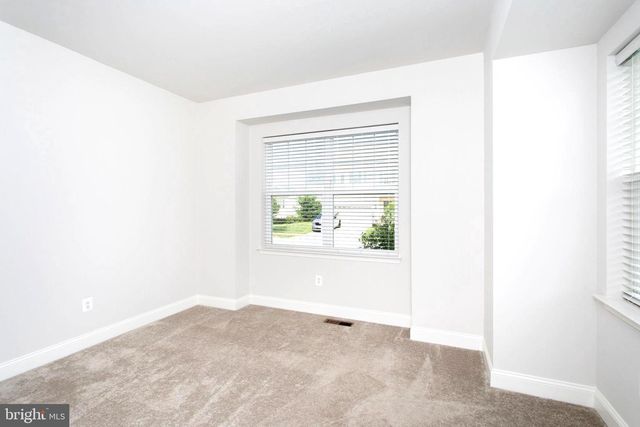 11456 JAMES JOYCE CT, White Plains, MD 20695