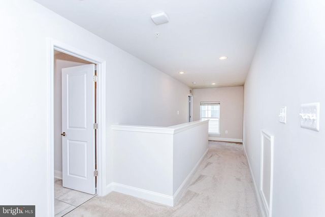 11456 JAMES JOYCE CT, White Plains, MD 20695