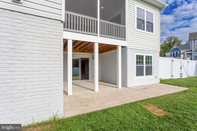 11456 JAMES JOYCE CT, White Plains, MD 20695