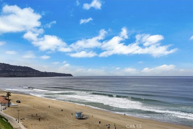 721 Esplanade 403, Redondo Beach, CA 90277