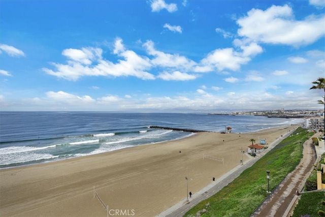 721 Esplanade 403, Redondo Beach, CA 90277