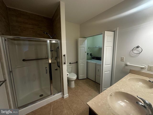 26 SOUTHWOODS DR, Elizabethtown, PA 17022