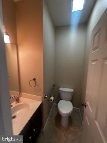 26 SOUTHWOODS DR, Elizabethtown, PA 17022
