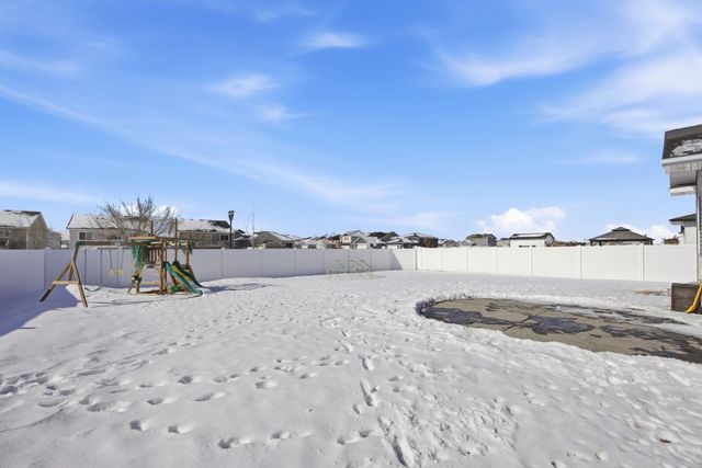 2624 8th Street W, West Fargo, ND 58078