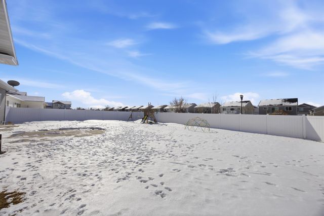 2624 8th Street W, West Fargo, ND 58078