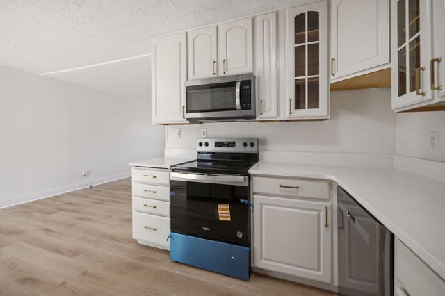 302 Yorktown Court, Georgetown, KY 40324