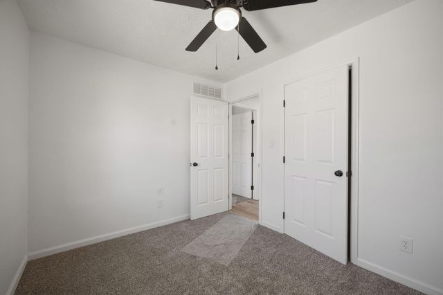 302 Yorktown Court, Georgetown, KY 40324