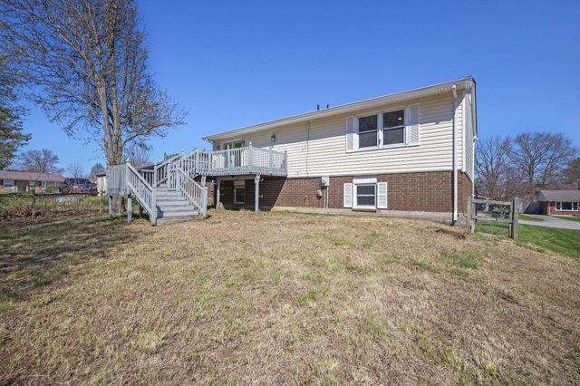 302 Yorktown Court, Georgetown, KY 40324