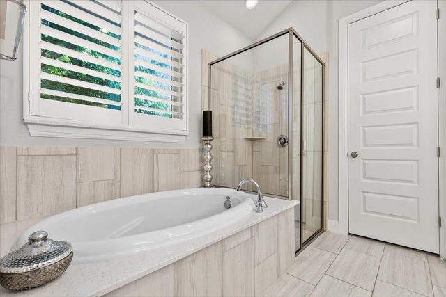 1300 Deering Creek DR, Leander, TX 78641