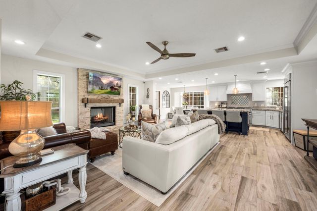 8555 Matthews Lane, Magnolia, TX 77354