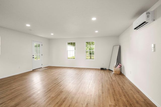 8555 Matthews Lane, Magnolia, TX 77354