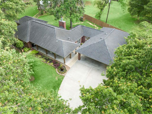 8555 Matthews Lane, Magnolia, TX 77354