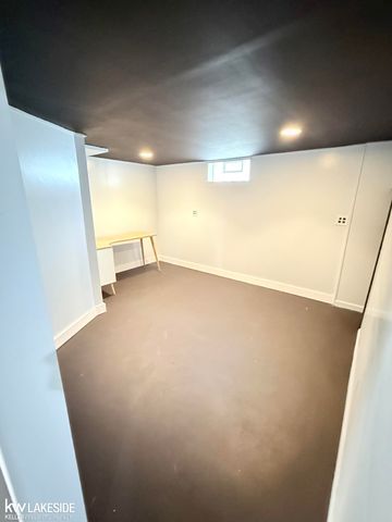 23632 Willard Avenue, Warren, MI 48089