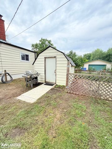 23632 Willard Avenue, Warren, MI 48089
