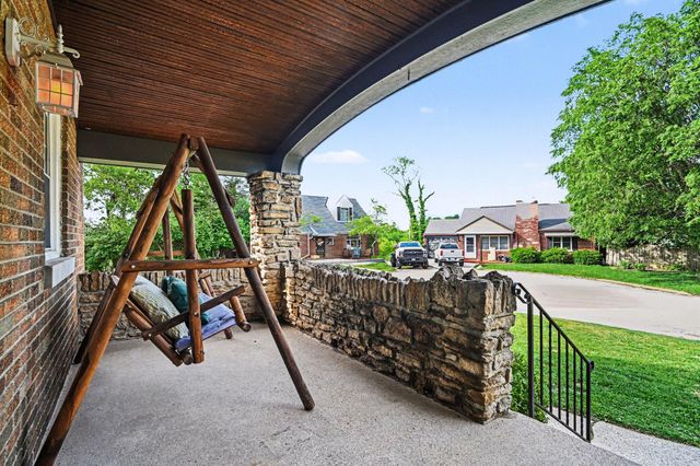 904 Clayton Court, Bellevue, KY 41073