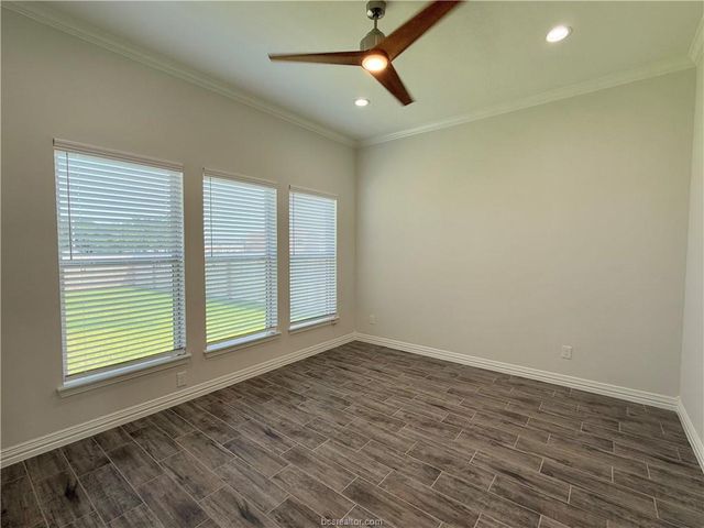 4205 Skylar Drive, College Station, TX 77845