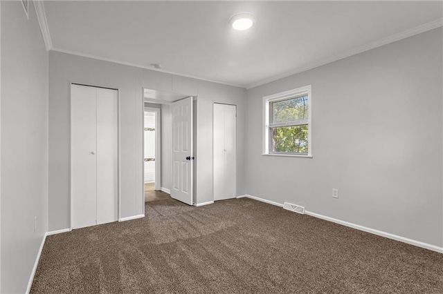 5807 NE Gunn Street, Kansas City, MO 64119
