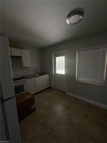 330 Palmetto DR A, Cape Coral, FL 33904