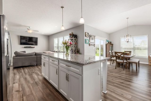 107 Mahogany Drive, Lewis Center, OH 43035