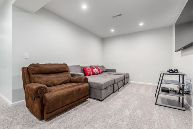 107 Mahogany Drive, Lewis Center, OH 43035