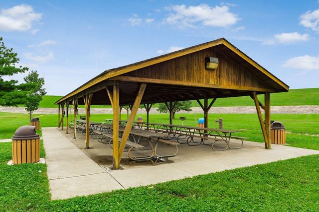 107 Mahogany Drive, Lewis Center, OH 43035