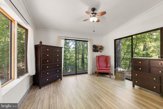 274 THREE OAKS DR, Gore, VA 22637