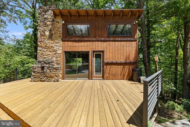 274 THREE OAKS DR, Gore, VA 22637