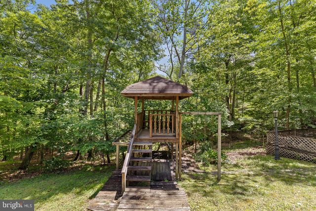 274 THREE OAKS DR, Gore, VA 22637
