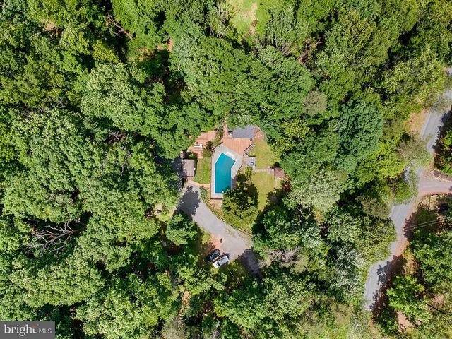 274 THREE OAKS DR, Gore, VA 22637