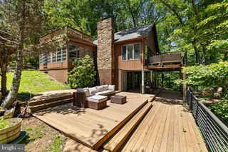 274 THREE OAKS DR, Gore, VA 22637