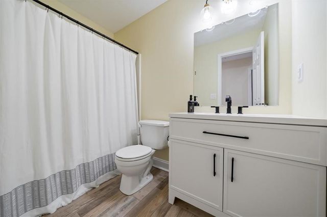 7418 N Sycamore Avenue, Kansas City, MO 64158