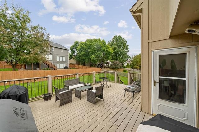 7418 N Sycamore Avenue, Kansas City, MO 64158