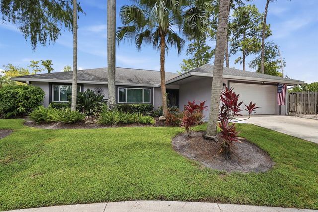 14253 Snowberry Drive, Wellington, FL 33414