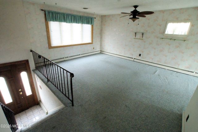 11 Spruce Drive, Little Egg Harbor, NJ 08087