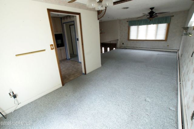 11 Spruce Drive, Little Egg Harbor, NJ 08087