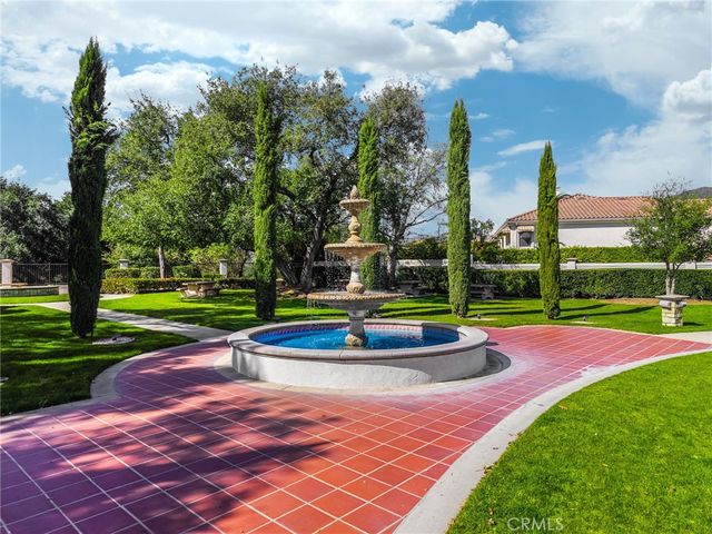 5722 Glen Oaks, La Verne, CA 91750