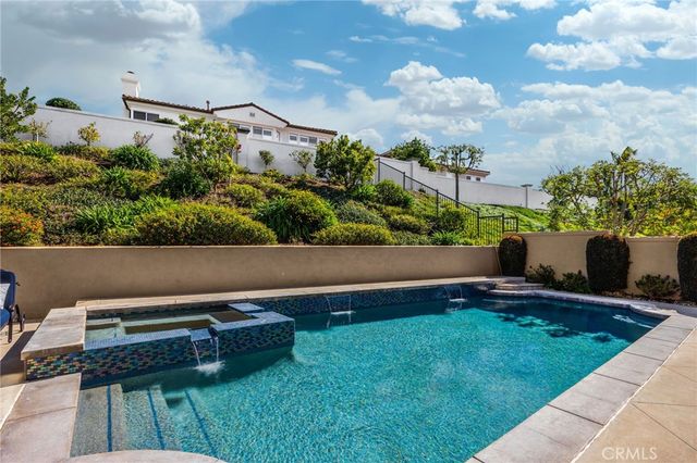 5722 Glen Oaks, La Verne, CA 91750