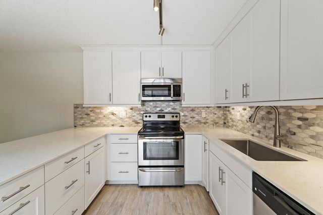 630 6th Terrace, Palm Beach Gardens, FL 33418
