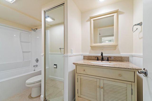 630 6th Terrace, Palm Beach Gardens, FL 33418