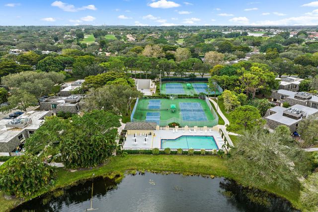 630 6th Terrace, Palm Beach Gardens, FL 33418