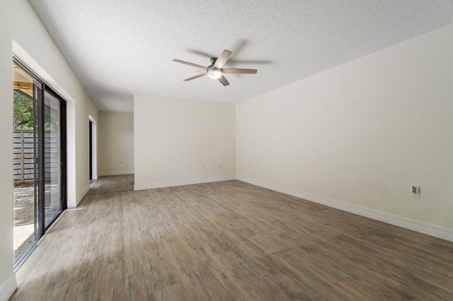 630 6th Terrace, Palm Beach Gardens, FL 33418
