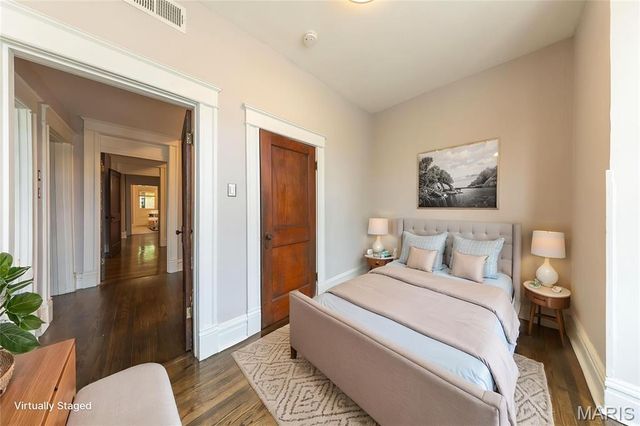 6114 Waterman Boulevard, St Louis, MO 63112