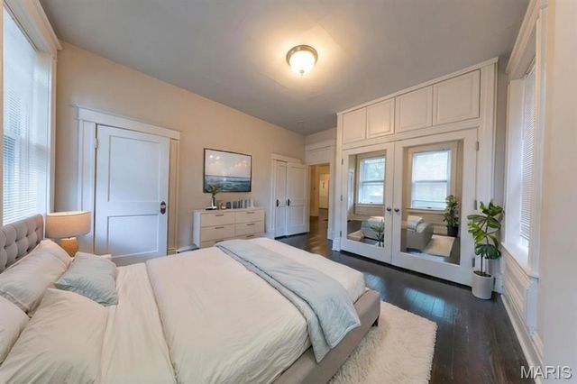 6114 Waterman Boulevard, St Louis, MO 63112